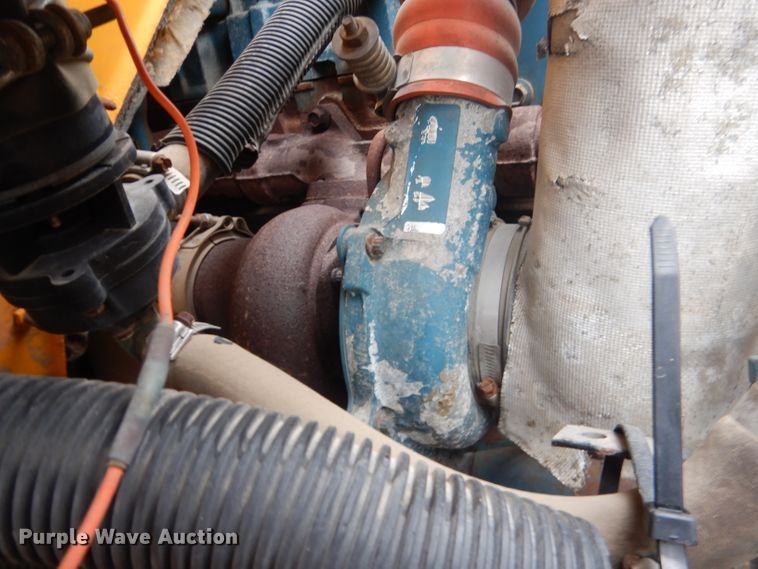 image for item DG4588 1998 International 3800  school bus