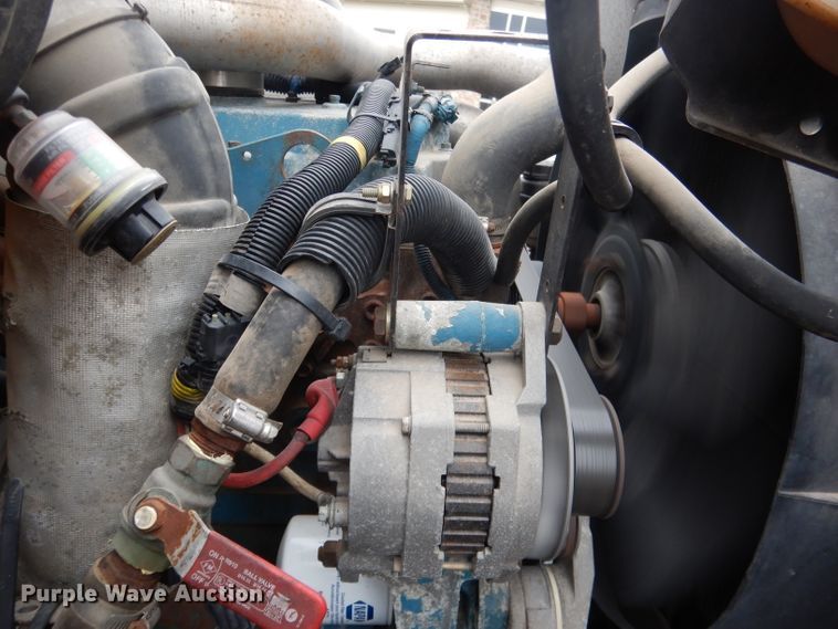 image for item DG4588 1998 International 3800  school bus