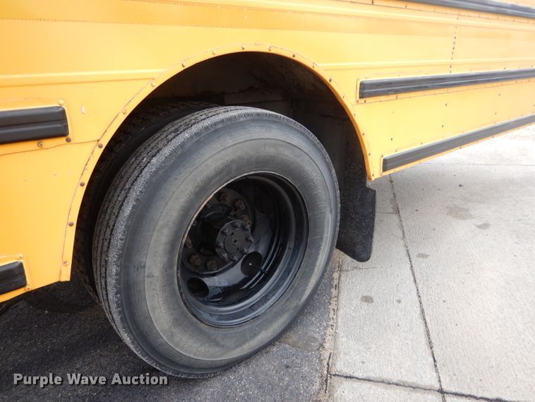 image for item DG4588 1998 International 3800  school bus