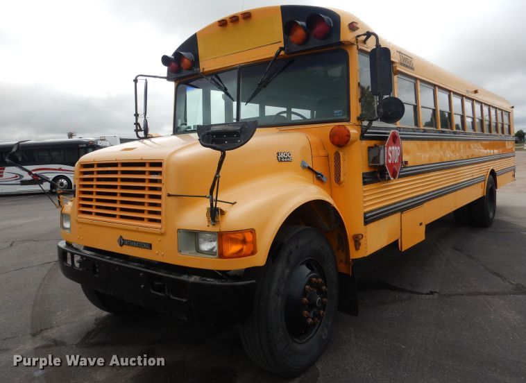 image for item DG4589 1997 International 3800  school bus