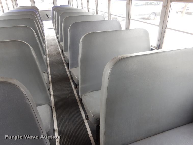 image for item DG4589 1997 International 3800  school bus