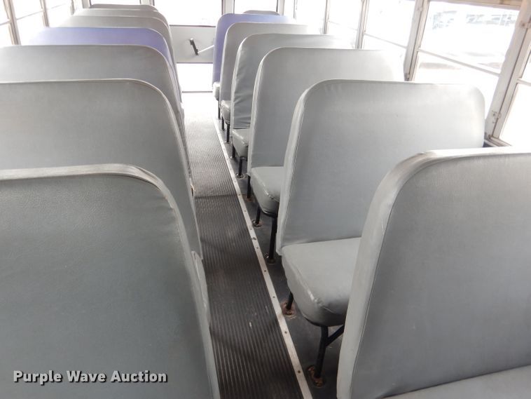 image for item DG4589 1997 International 3800  school bus