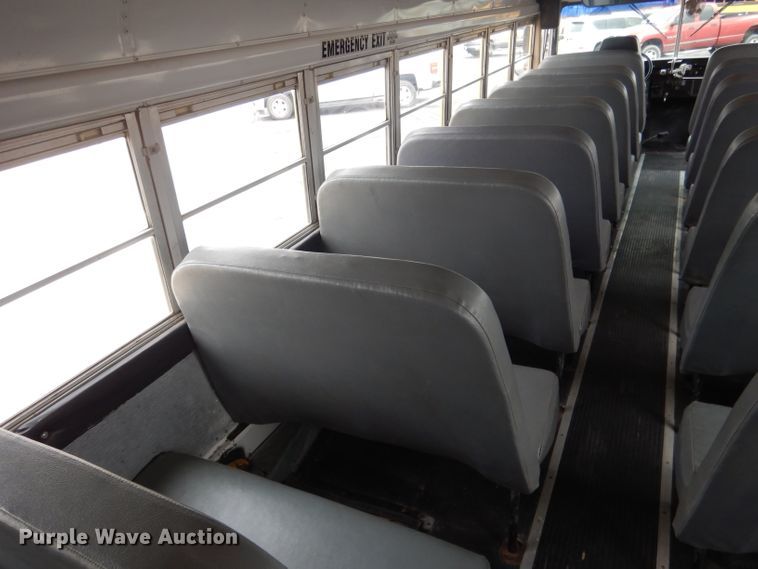 image for item DG4589 1997 International 3800  school bus