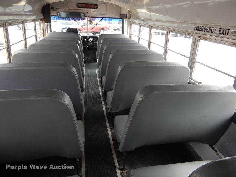 image for item DG4589 1997 International 3800  school bus