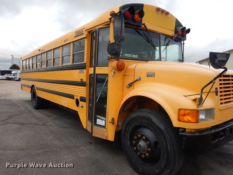 image for item DG4589 1997 International 3800  school bus
