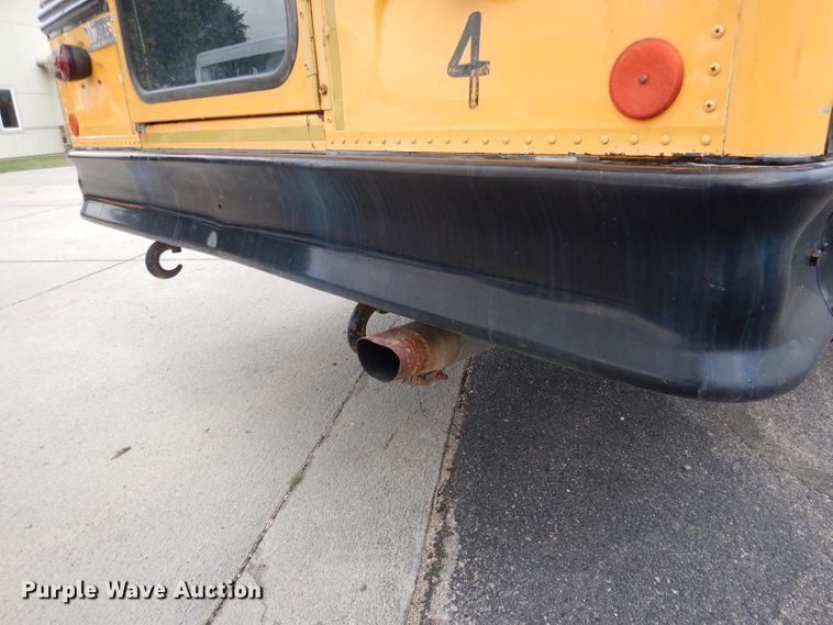 image for item DG4589 1997 International 3800  school bus