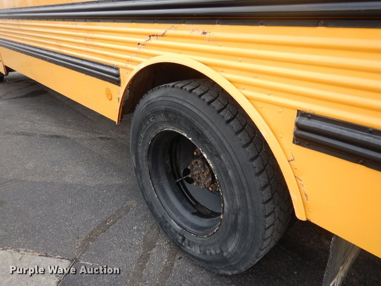image for item DG4589 1997 International 3800  school bus