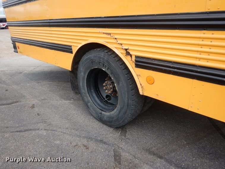 image for item DG4589 1997 International 3800  school bus