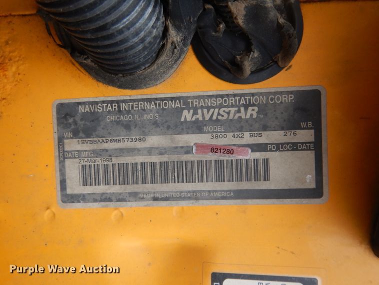 image for item DG4589 1997 International 3800  school bus