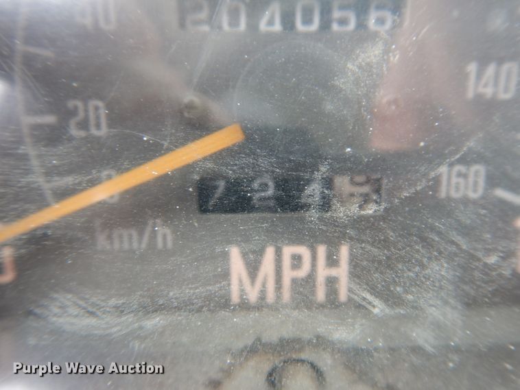 image for item DG6882 1998 GMC TB400  street sweeper truck