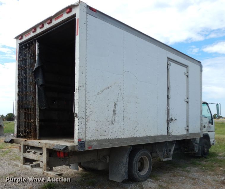 image for item DG6885 2007 GMC W4500  box truck