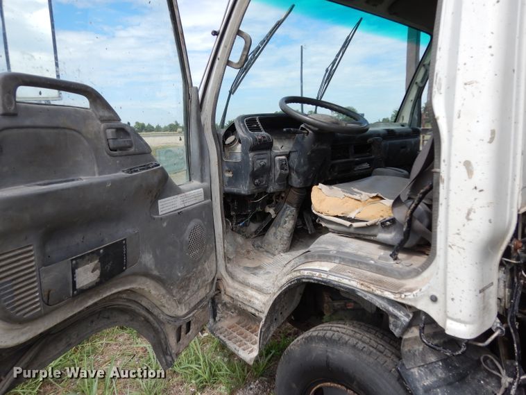 image for item DG6885 2007 GMC W4500  box truck