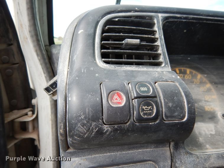 image for item DG6885 2007 GMC W4500  box truck