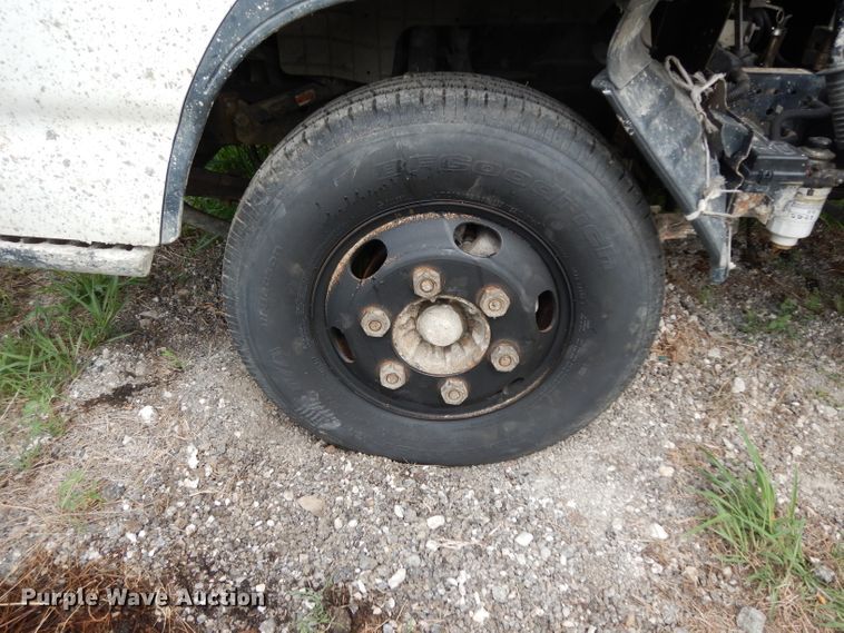 image for item DG6885 2007 GMC W4500  box truck