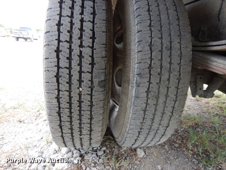 image for item DG6885 2007 GMC W4500  box truck