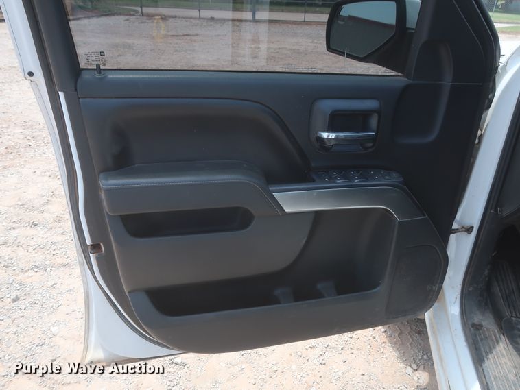 image for item DG7207 2014 Chevrolet Silverado 1500  Crew Cab pickup truck