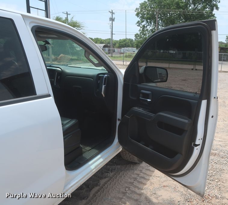 image for item DG7207 2014 Chevrolet Silverado 1500  Crew Cab pickup truck