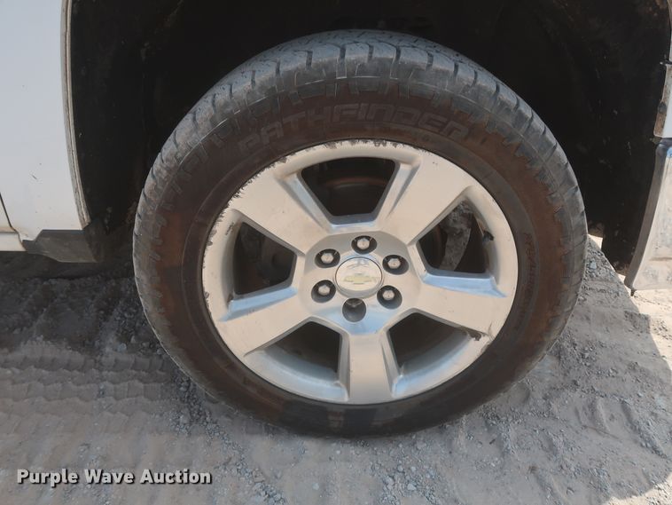 image for item DG7207 2014 Chevrolet Silverado 1500  Crew Cab pickup truck