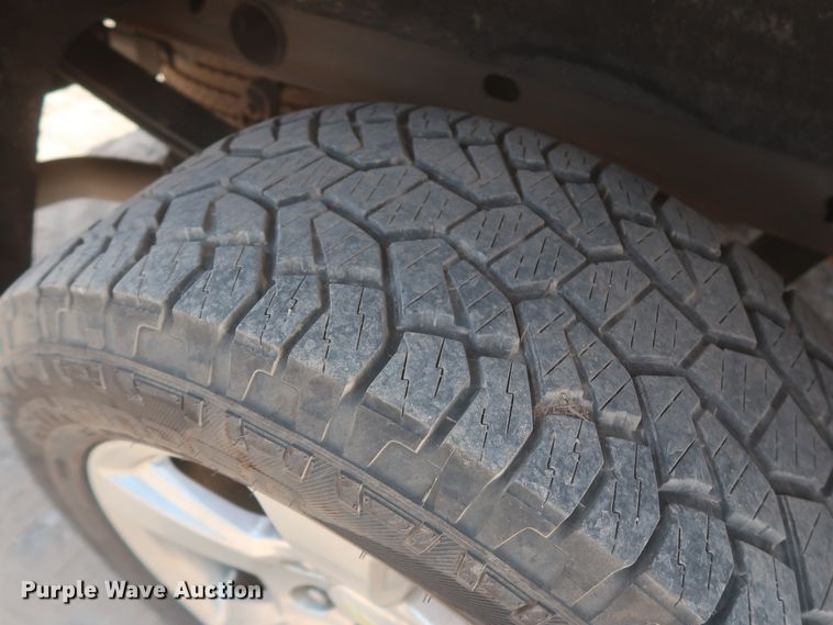 image for item DG7207 2014 Chevrolet Silverado 1500  Crew Cab pickup truck