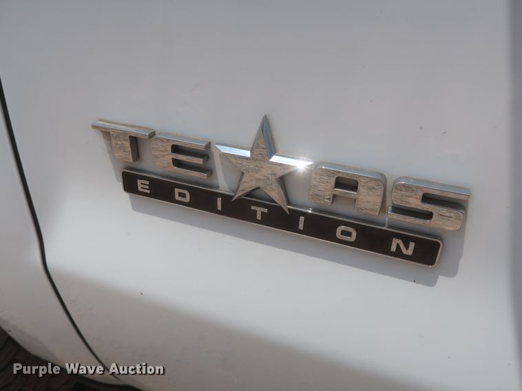 image for item DG7207 2014 Chevrolet Silverado 1500  Crew Cab pickup truck