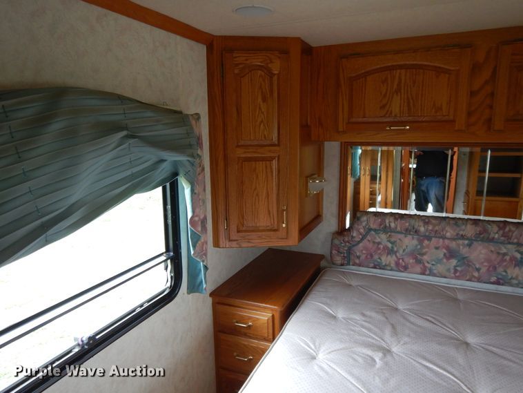 image for item DH0007 1997 Newmar Mountaineer MADP4065  rv