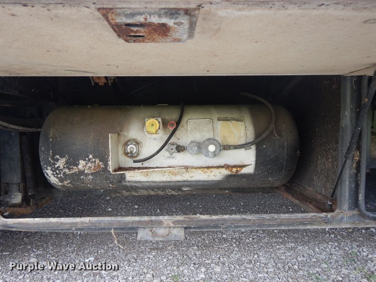 image for item DH0007 1997 Newmar Mountaineer MADP4065  rv