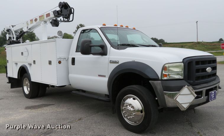 image for item DH1180 2007 Ford F550 Super Duty XL  utility truck