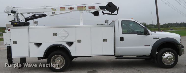 image for item DH1180 2007 Ford F550 Super Duty XL  utility truck
