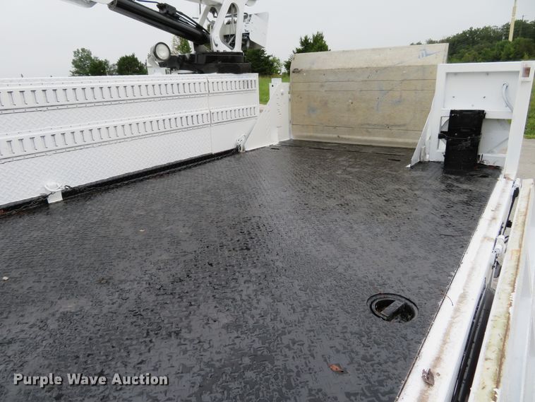 image for item DH1180 2007 Ford F550 Super Duty XL  utility truck