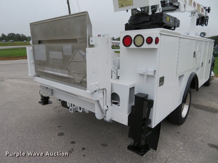 image for item DH1180 2007 Ford F550 Super Duty XL  utility truck