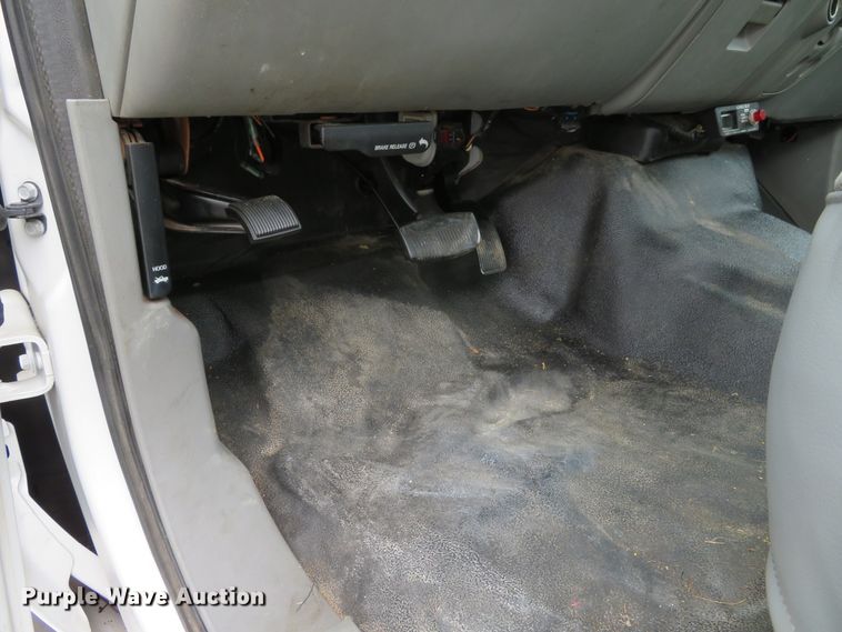 image for item DH1180 2007 Ford F550 Super Duty XL  utility truck