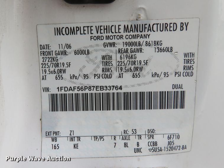 image for item DH1180 2007 Ford F550 Super Duty XL  utility truck