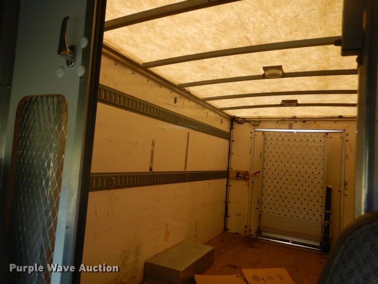 image for item DH5130 2005 Chevrolet Express 3500  delivery truck