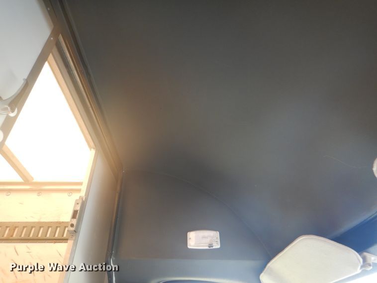 image for item DH5130 2005 Chevrolet Express 3500  delivery truck