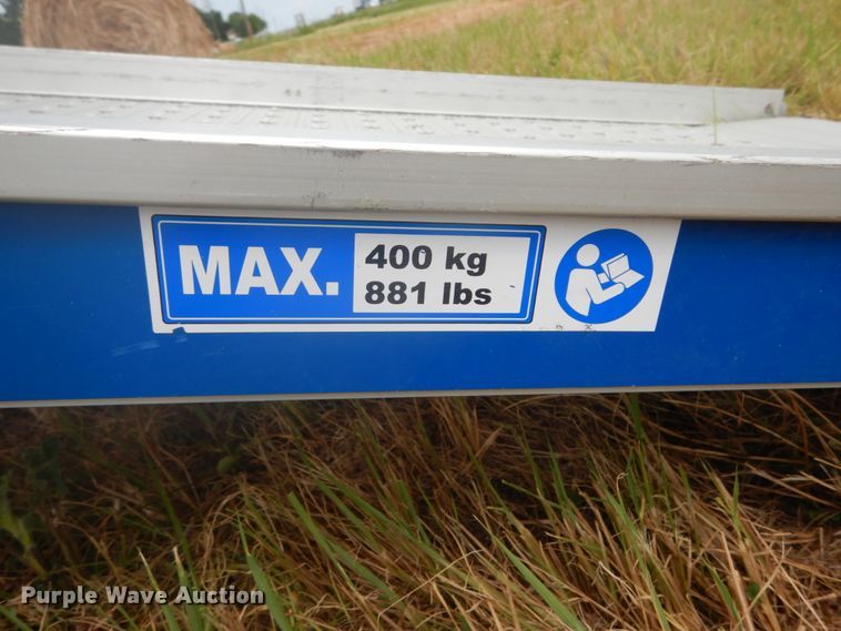 image for item DH5130 2005 Chevrolet Express 3500  delivery truck