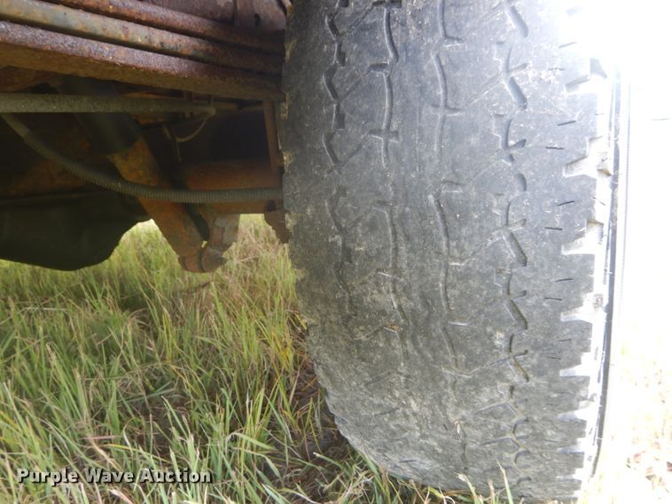 image for item DH5130 2005 Chevrolet Express 3500  delivery truck