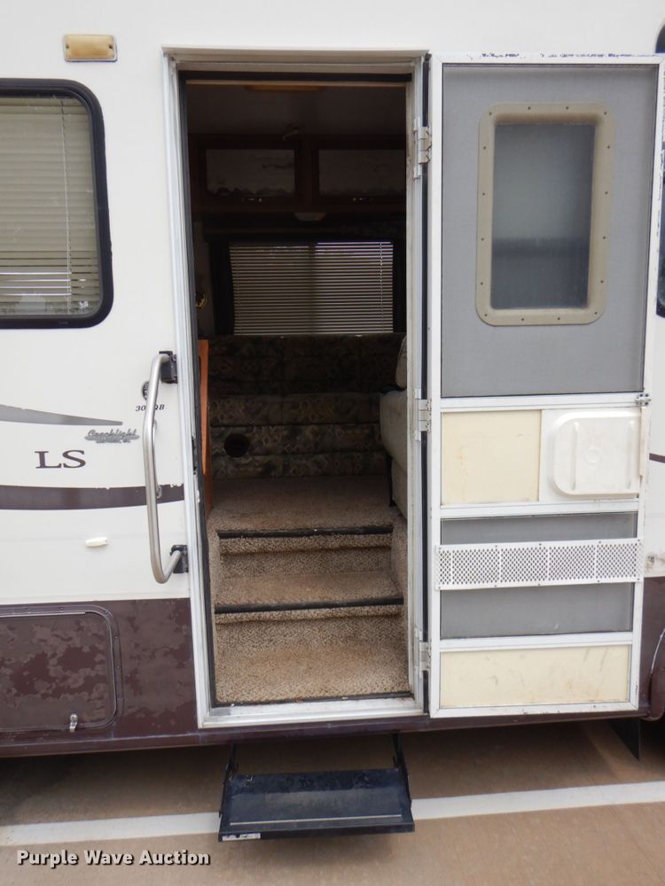 image for item DH5378 2001 Coachmen Workhorse P32 Mirada 300QB  rv