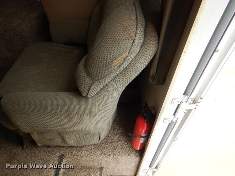 image for item DH5378 2001 Coachmen Workhorse P32 Mirada 300QB  rv