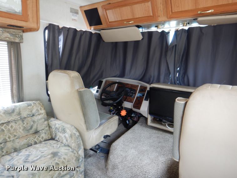 image for item DH5378 2001 Coachmen Workhorse P32 Mirada 300QB  rv