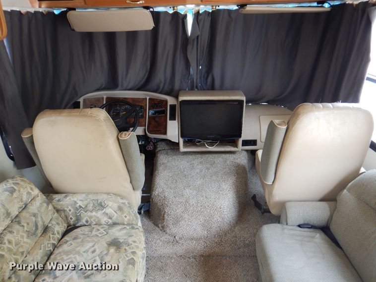 image for item DH5378 2001 Coachmen Workhorse P32 Mirada 300QB  rv