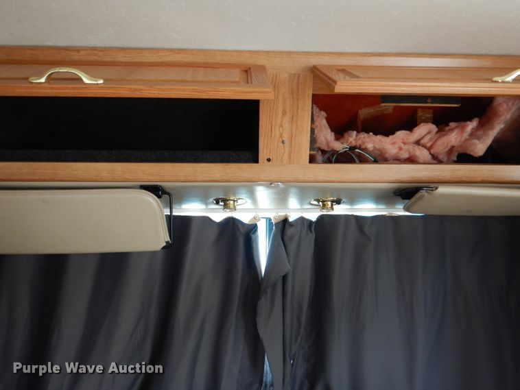 image for item DH5378 2001 Coachmen Workhorse P32 Mirada 300QB  rv