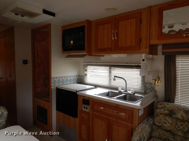 image for item DH5378 2001 Coachmen Workhorse P32 Mirada 300QB  rv