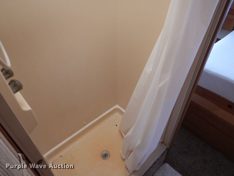 image for item DH5378 2001 Coachmen Workhorse P32 Mirada 300QB  rv