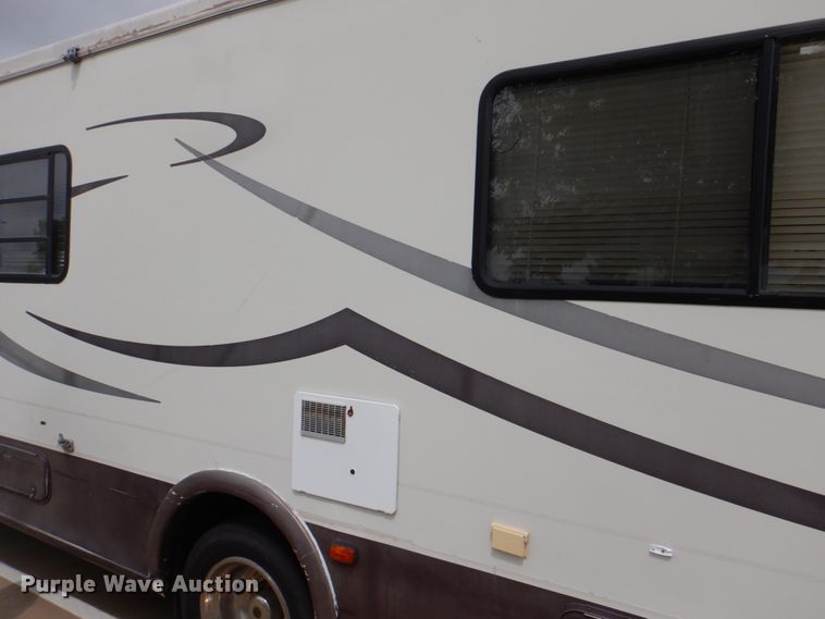 image for item DH5378 2001 Coachmen Workhorse P32 Mirada 300QB  rv