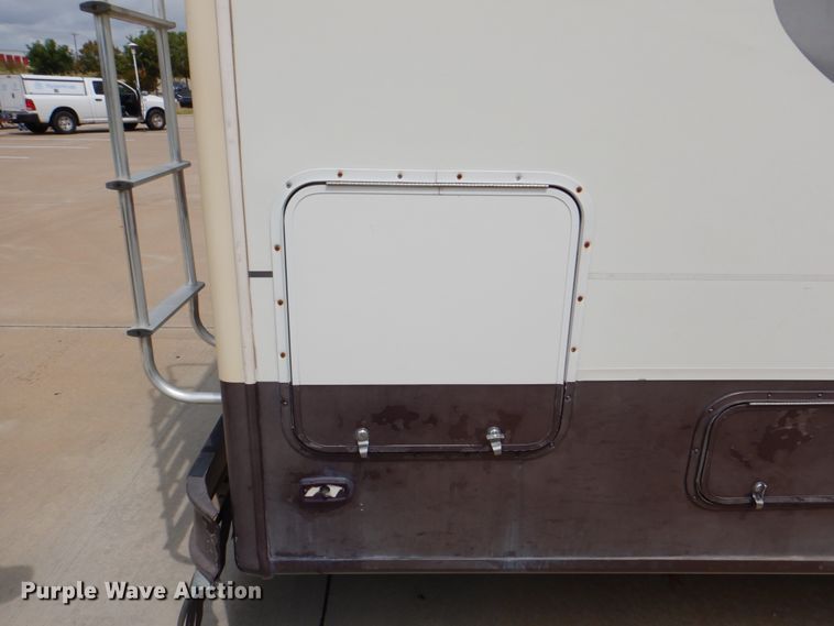 image for item DH5378 2001 Coachmen Workhorse P32 Mirada 300QB  rv