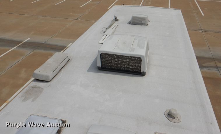 image for item DH5378 2001 Coachmen Workhorse P32 Mirada 300QB  rv