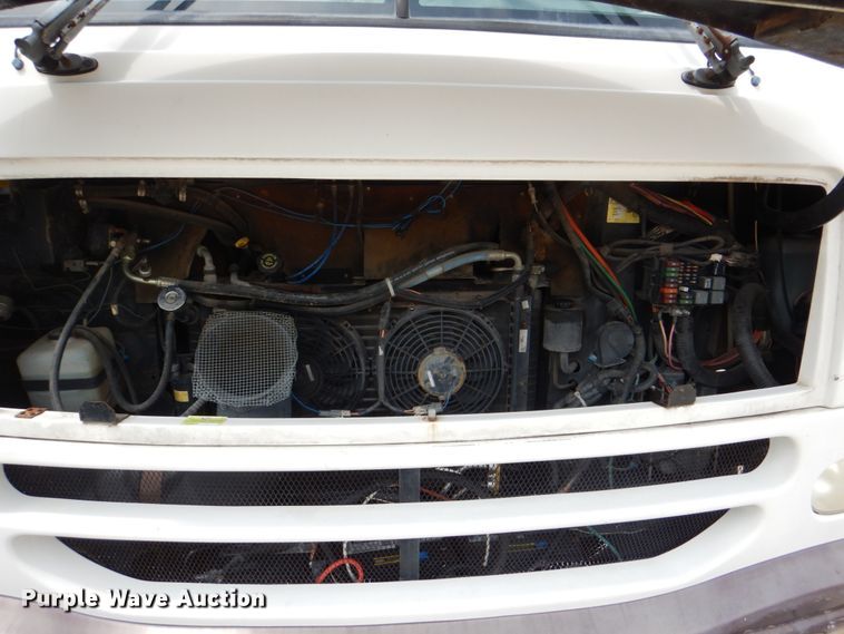 image for item DH5378 2001 Coachmen Workhorse P32 Mirada 300QB  rv