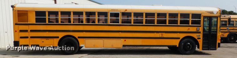 image for item DH6642 2005 International RE300  school bus