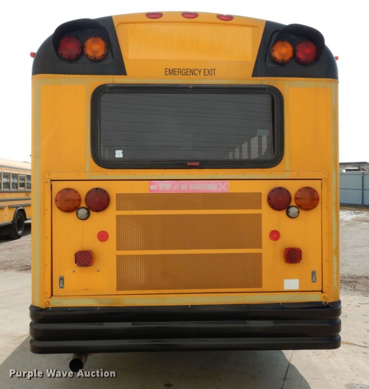 image for item DH6642 2005 International RE300  school bus
