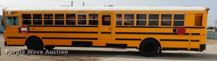 image for item DH6642 2005 International RE300  school bus
